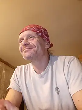 Kuba Gd online show from 03-18-25, 02:04