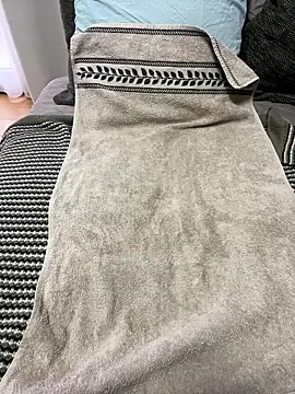 Snapshot of bananasex204 chatting on 02-17-26, 04:35 bananasex204 online show from 02-17-26, 04:35