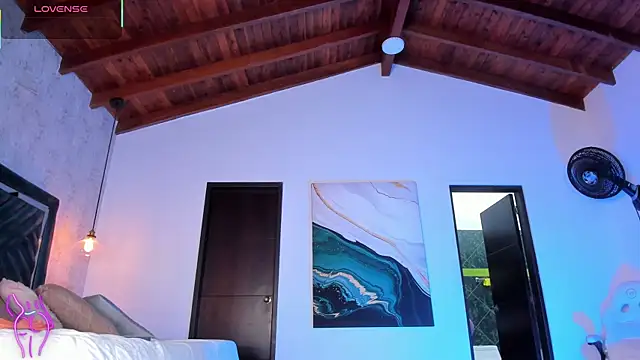 Sofi Moreno online show from 11-22-25, 12:04