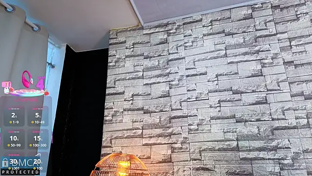 Kiara Zahiri   online show from 11-27-25, 11:45