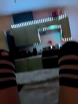 Snapshot of littiekitty chatting on 10-11-25, 03:10 littiekitty online show from 10-11-25, 03:10