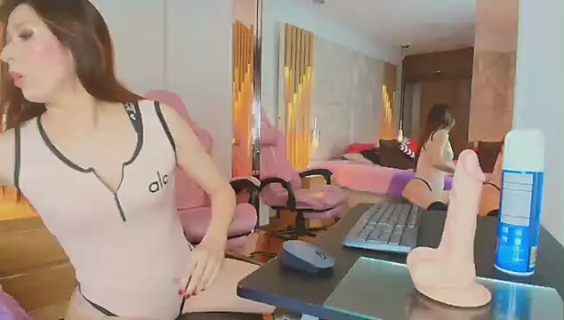 Snapshot of Rose_Nichols chatting on 09-30-25, 07:30 Rose Nichols online show from 09-30-25, 07:30