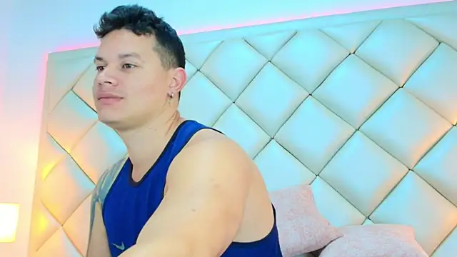 EclipseandFlame online show from 10-08-25, 01:53