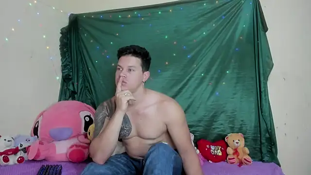 EclipseandFlame online show from 12-04-25, 01:53