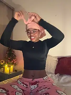 Sweet-Jade online show from 12-15-25, 09:13