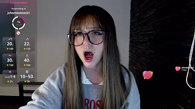 Snapshot of babedooll chatting on 09-25-25, 02:59 babedooll online show from 09-25-25, 02:59