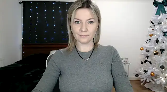 ParadiseAlina online show from 12-15-24, 06:37