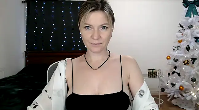 ParadiseAlina online show from 12-17-24, 06:20