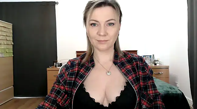 ParadiseAlina online show from 02-04-25, 02:53