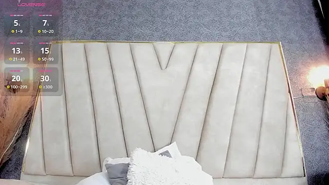 AlyssAlvarado online show from 09-28-25, 02:39