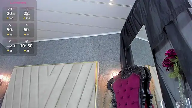 AlyssAlvarado online show from 10-04-25, 09:02