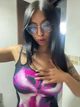 Snapshot of Clawd_hot chatting on 01-15-26, 02:16 Clawd hot online show from 01-15-26, 02:16