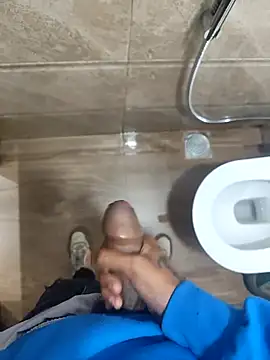 Snapshot of biswasb900 chatting on 12-16-25, 09:14 biswasb900 online show from 12-16-25, 09:14