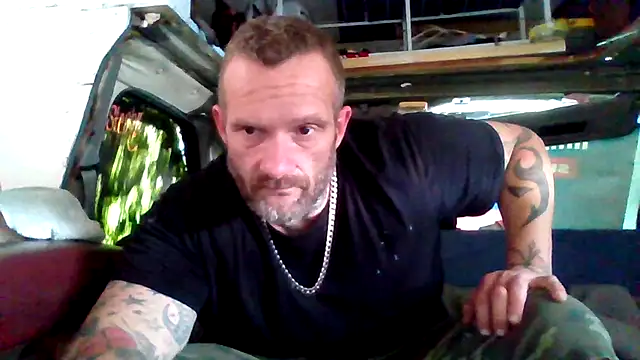 Snapshot of Cum515088 chatting on 06-06-26, 06:12 Cum515088 online show from 06-06-26, 06:12