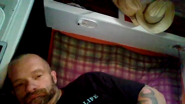 Snapshot of Cum515088 chatting on 07-08-26, 06:34 Cum515088 online show from 07-08-26, 06:34