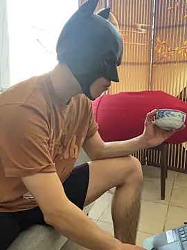 anhkiet huang online show from 12-16-25, 08:30