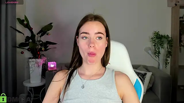 Ameli Povilain online show from 12-19-25, 06:20