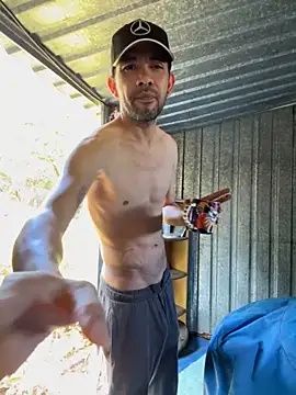 Stelan690 online show from 11-24-25, 10:42