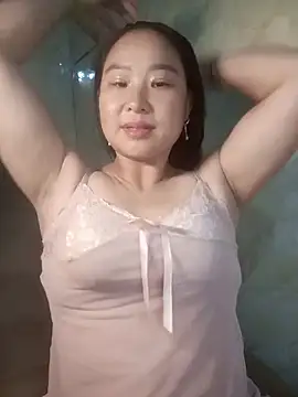 suki-lady online show from 10-18-25, 01:12