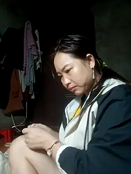 suki-lady online show from 11-23-25, 03:06