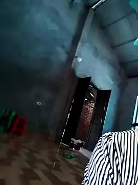 kute-00 online show from 09-11-25, 07:30