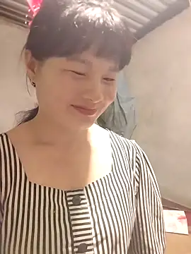 kute-00 online show from 09-30-25, 04:12