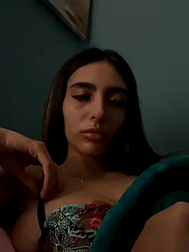 RoseyMae online show from 10-19-25, 03:01