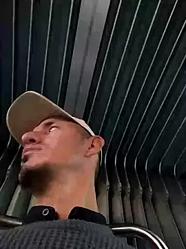 JuanD vero online show from 10-07-25, 05:04