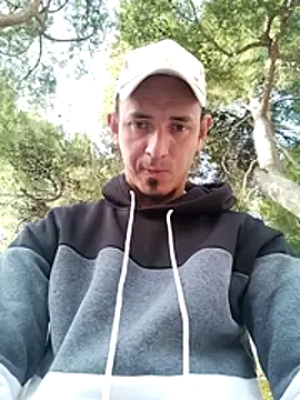 JuanD vero online show from 11-16-25, 08:31