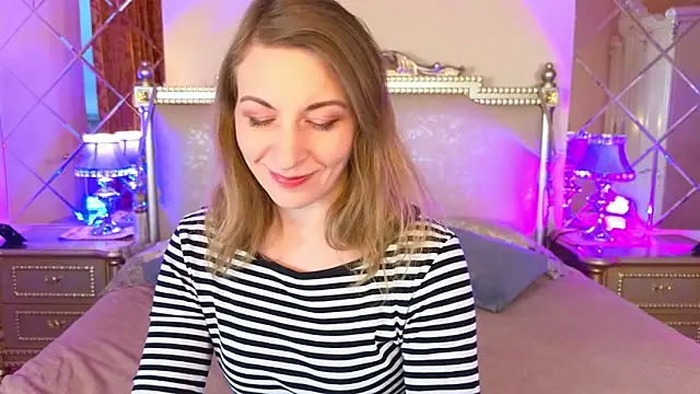 Katherine Loveau online show from 11-25-25, 04:34