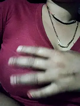 Kavya hot online show from 10-24-25, 04:03