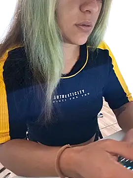 euahotmarii20 online show from 11-14-25, 03:27