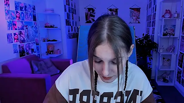 JenniferKiim online show from 09-21-25, 12:07