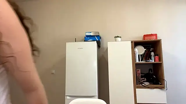 Snapshot of Sakuravice chatting on 09-25-25, 11:14 Sakuravice online show from 09-25-25, 11:14