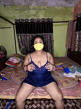 Smile-quien online show from 03-31-26, 03:12