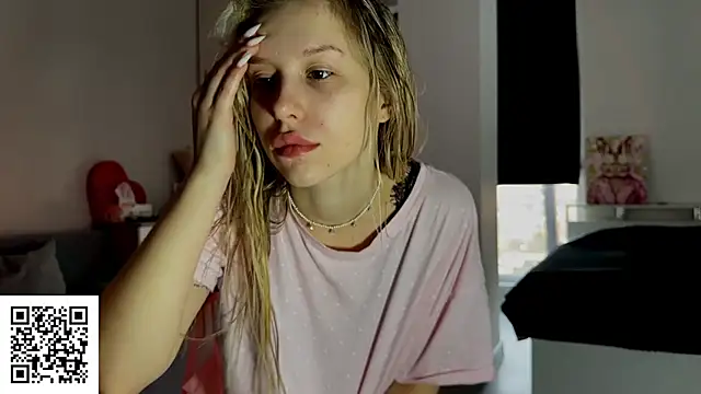 ElysiaXo online show from 11-26-25, 05:19