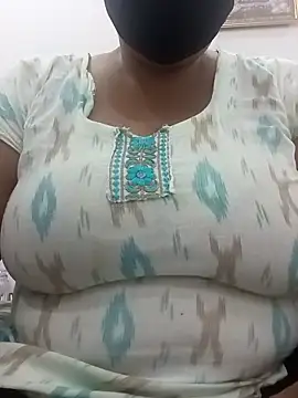 Snapshot of Rakhi_sawant143 chatting on 09-16-25, 04:08 Rakhi sawant143 online show from 09-16-25, 04:08