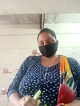 Rakhi sawant143 online show from 11-17-25, 02:17