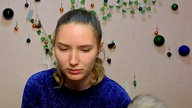  kikiclark   online show from 02-11-26, 08:47