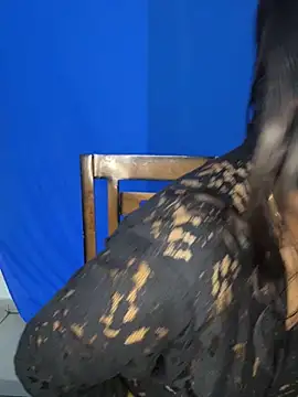 Snapshot of DesiSexyMonika chatting on 09-21-25, 07:48 DesiSexyMonika online show from 09-21-25, 07:48