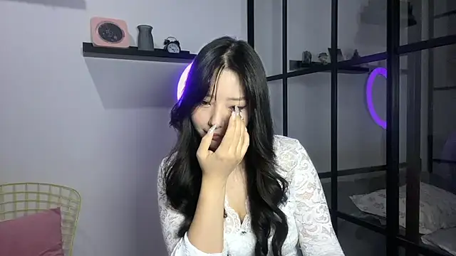 WonderMira online show from 10-05-25, 02:15