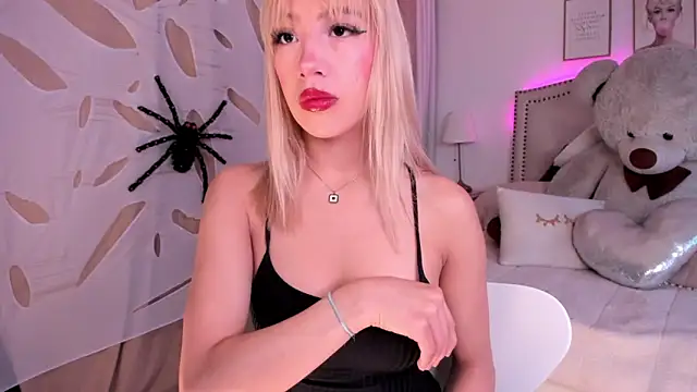 Mayajhons online show from 10-31-25, 11:11