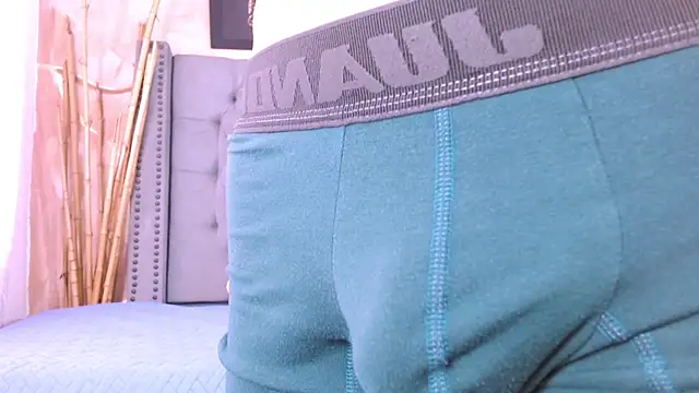 Snapshot of Luke_Carter chatting on 02-05-26, 01:16 Luke Carter online show from 02-05-26, 01:16