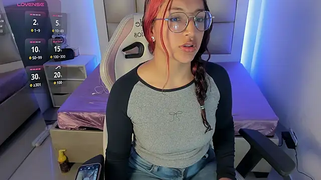 Valkiria js online show from 11-12-25, 12:49