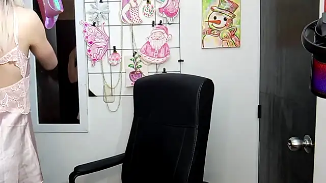 Andy Roses online show from 11-18-25, 10:36