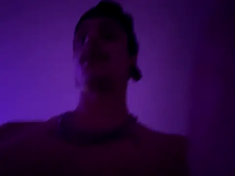 chrisalmeid  online show from 11-18-25, 04:39