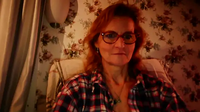 Snapshot of Valinella chatting on 02-24-26, 08:29 Valinella online show from 02-24-26, 08:29