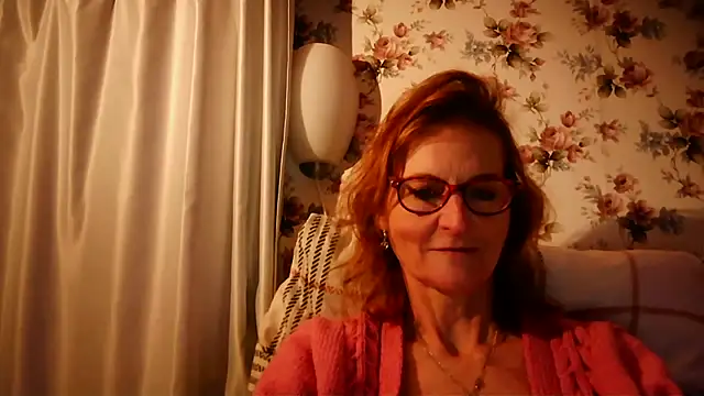 Snapshot of Valinella chatting on 02-27-26, 07:14 Valinella online show from 02-27-26, 07:14