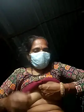 Snapshot of Hot-honi chatting on 10-02-25, 03:30 Hot-honi online show from 10-02-25, 03:30