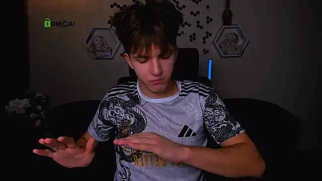 travis wolf  online show from 09-20-25, 08:48